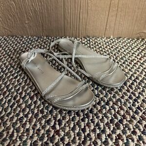 Kelly‎ & Katie Silver Rhinestone Strap Flat  Sandal Shoes Size 7 Wedding Formal